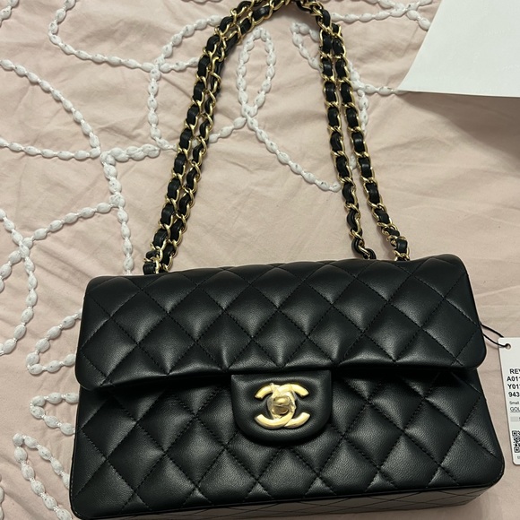 Chanel Classic Flap - Small GWH black lambskin - Picture 1 of 7